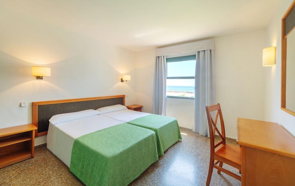 Aluasun Far Menorca Aparthotel ซัลการ์ ภายนอก รูปภาพ
