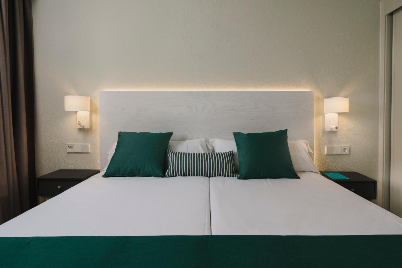 Aluasun Far Menorca Aparthotel ซัลการ์ ภายนอก รูปภาพ